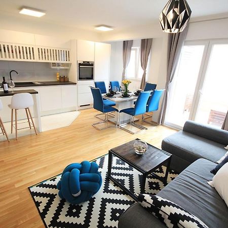 Apartman Ela Makarska Bagian luar foto